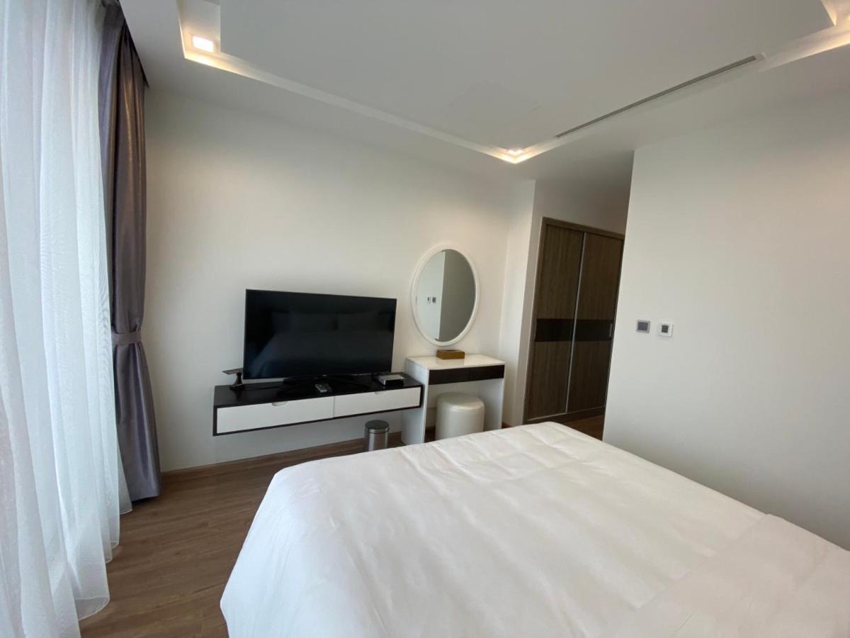 Fujihousing - Vinhomes Metropolis Apartment Ханой Экстерьер фото